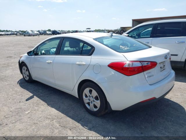 KNAFX4A67G5521792 KIA FORTE LX