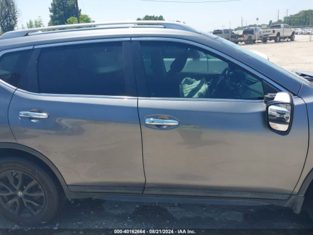 Nissan ROGUE SV 2018 5N1AT2MV3JC815219 Image 14