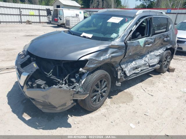 Nissan ROGUE SV 2018 5N1AT2MV3JC815219 Image 2