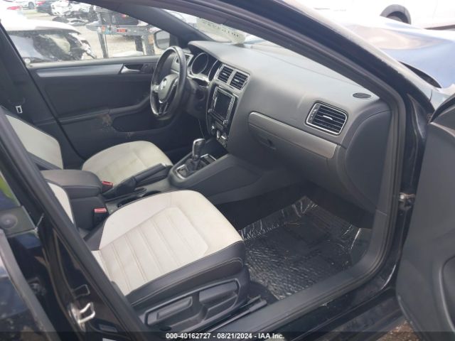 3VWD17AJ5HM306907 Volkswagen Jetta 1.8t Sport