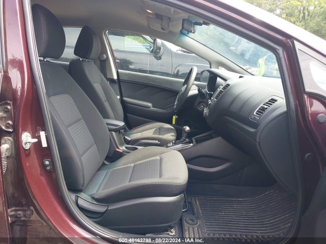 KIA FORTE LX 2017 3KPFL4A76HE109246 Image 5