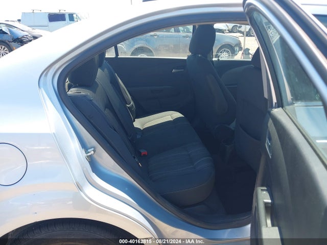 Chevrolet Sonic Lt Auto 2017 1G1JD5SH3H4117383 Image 8
