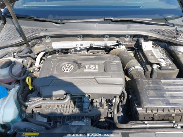2018 VOLKSWAGEN GOLF R WVWWF7AUXJW189788 Photo 9