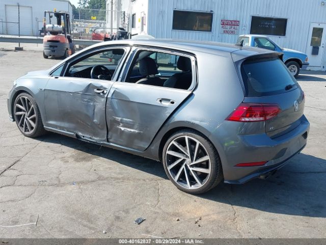 2018 VOLKSWAGEN GOLF R WVWWF7AUXJW189788 Photo 2