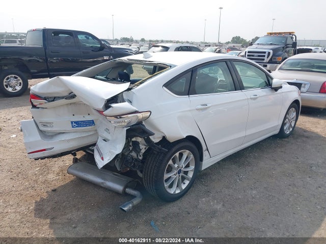 Ford FUSION SE 2020 3FA6P0HD0LR250698 Image 4
