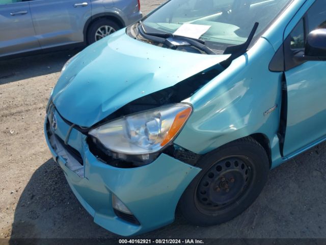 JTDKDTB30E1064708 Toyota Prius C Two