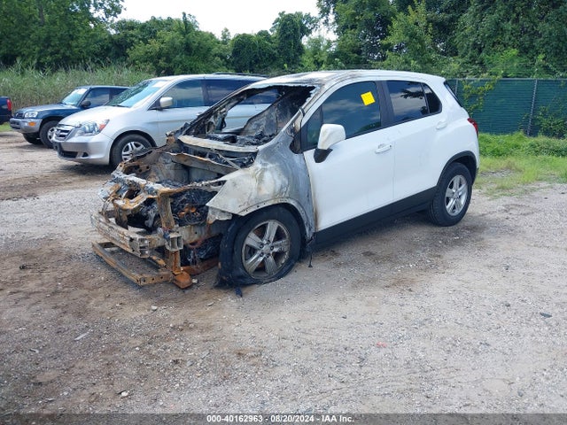 Chevrolet Trax Fwd Ls 2021 KL7CJKSB2MB305088 Image 2