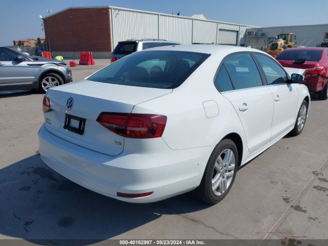 3VW2B7AJ0HM207481 Volkswagen Jetta 1.4t S