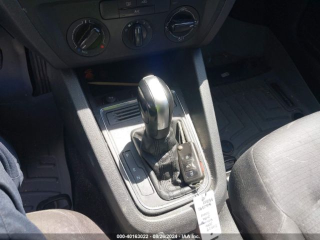 3VW267AJ0GM211436 Volkswagen Jetta 1.4t S