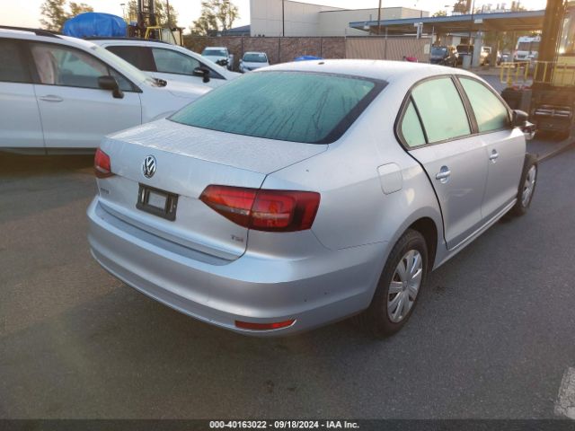 3VW267AJ0GM211436 Volkswagen Jetta 1.4t S