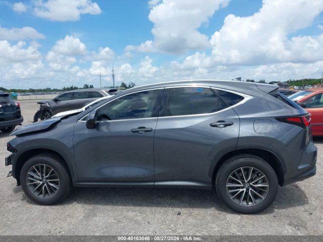 2T2ADCAZ6PC005643 Lexus NX 250