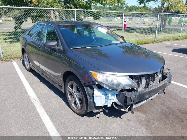 Toyota CAMRY SE 2014 4T1BF1FK6EU820231 головне зображення