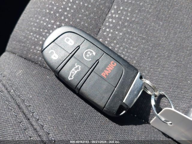 1C3CCCAB1FN534534 Chrysler 200 Limited