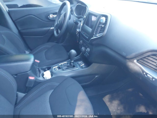 1C4PJLCB4LD514828 Jeep Cherokee Latitude Fwd