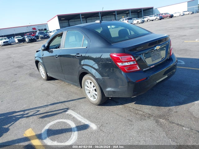 Chevrolet Sonic Lt Auto 2017 1G1JD5SB3H4154297 Image 3