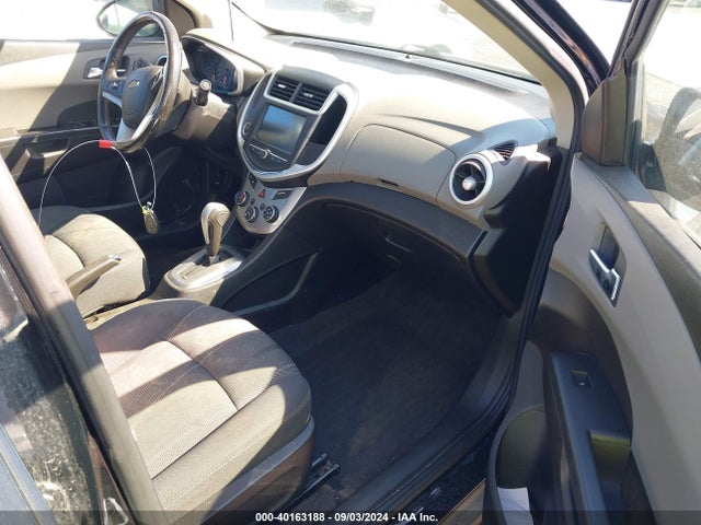 Chevrolet Sonic Lt Auto 2017 1G1JD5SB3H4154297 Image 5