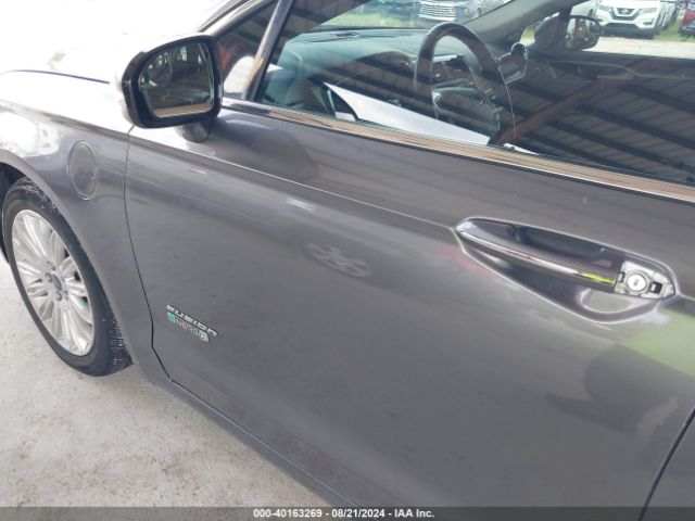 3FA6P0PU8ER268581 Ford Fusion Energi Se Luxury