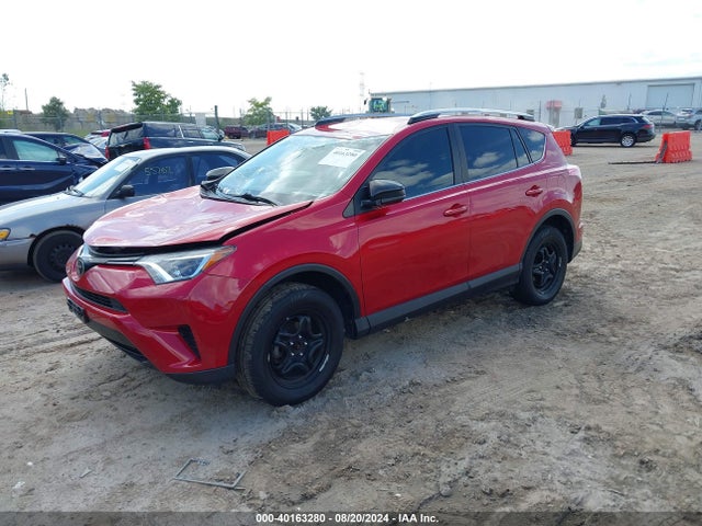 Toyota RAV4 LE 2017 JTMBFREV4HJ141000 Image 2