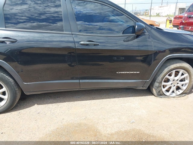1C4PJLAB1GW257513 Jeep Cherokee Sport