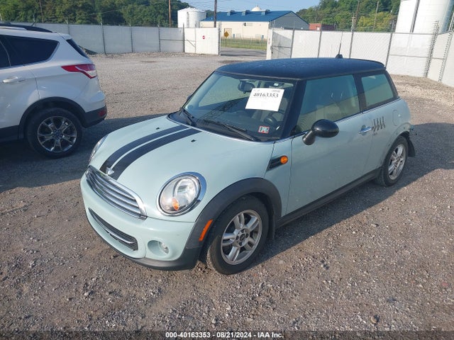 2011 MINI COOPER WMWSU3C52BT183969 Photo 1