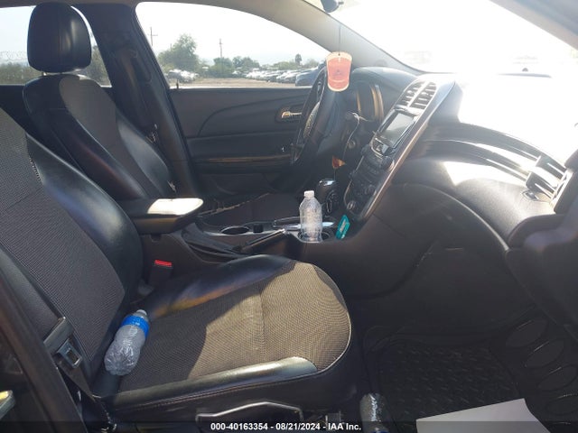 Chevrolet MALIBU 1LT 2015 1G11C5SL5FF180901 Image 5