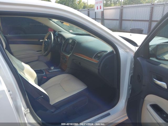 2017 CHRYSLER 300C 2C3CCAPG8HH511822 Photo 4