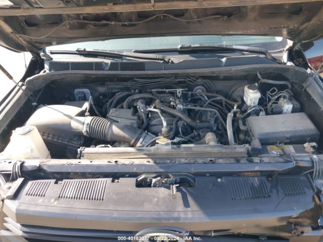 5TFUM5F11FX062137 Toyota Tundra Sr 4.6l V8