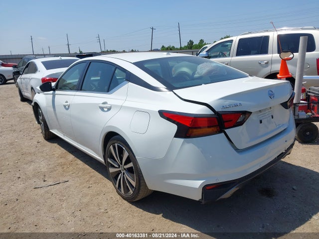 1N4BL4CV7NN382736 Nissan Altima Sr Fwd