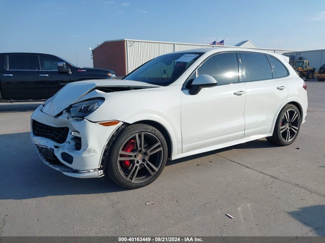 2013 PORSCHE CAYENNE WP1AD2A21DLA75569 Photo 1