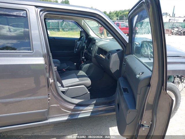 1C4NJRBB8HD179950 Jeep Patriot Sport 4x4