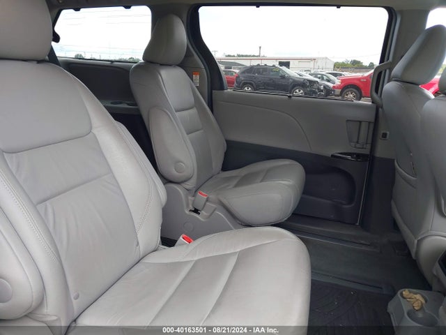 Toyota Sienna Xle 7 Passenger 2016 5TDDK3DC6GS143396 Image 8