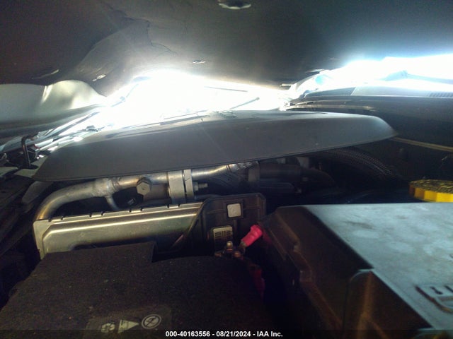 1C3CCCBG3FN581302 Chrysler 200 S