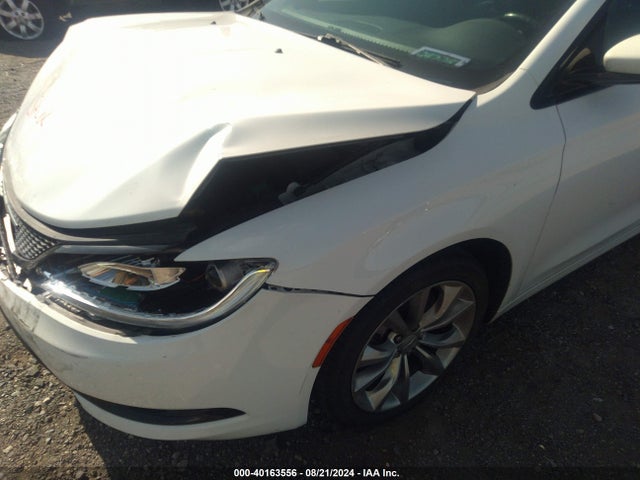 1C3CCCBG3FN581302 Chrysler 200 S