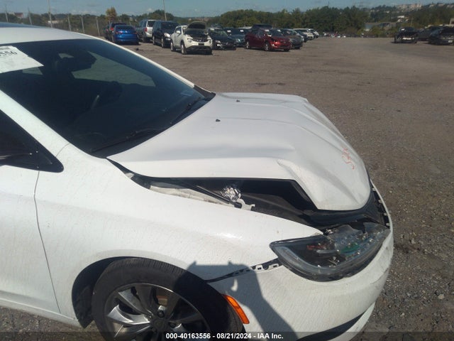 Chrysler 200 S 2015 1C3CCCBG3FN581302 Image 13