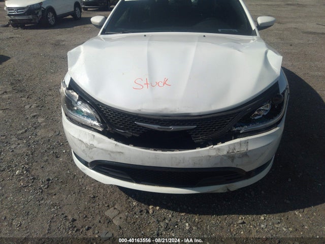 1C3CCCBG3FN581302 Chrysler 200 S