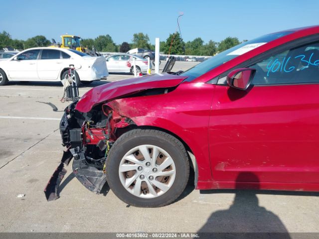 5NPD74LF0HH130136 Hyundai ELANTRA SE