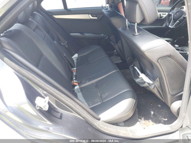 WDDGF8AB2EG181053 Mercedes-Benz C 300 Luxury 4matic/sport 4matic
