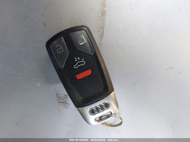 WAUGMAF42KN011619 Audi A4 40 Premium/40 Titanium Premium