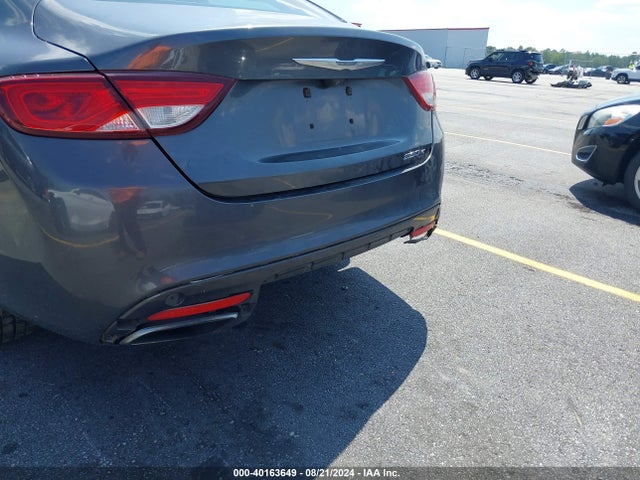 1C3CCCBB8FN511878 Chrysler 200 S