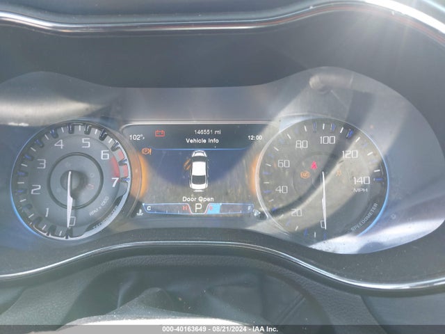 1C3CCCBB8FN511878 Chrysler 200 S