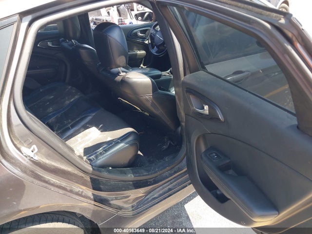 1C3CCCBB8FN511878 Chrysler 200 S