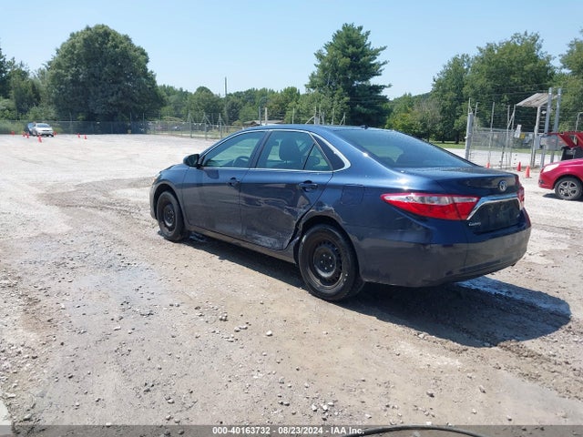 Toyota CAMRY LE 2015 4T1BF1FK0FU884752 Image 3