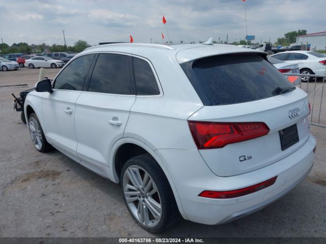 WA1BNAFY9J2119209 Audi Q5 2.0t Premium/2.0t Tech Premium