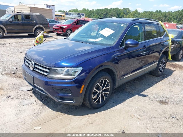3VV2B7AX7MM040877 Volkswagen Tiguan 2.0t Se/2.0t Se R-line Black/2.0t Sel