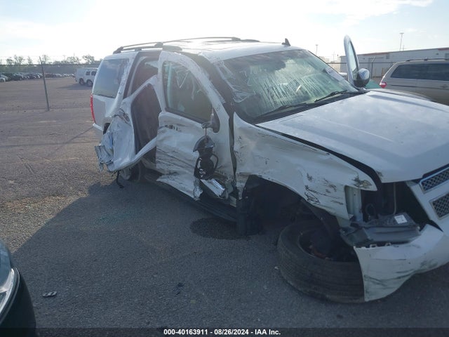1GNSCCE0XER212991 Chevrolet Tahoe Ltz
