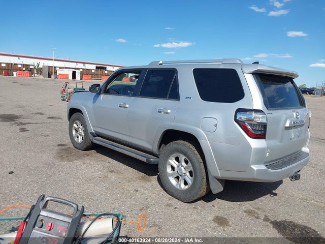 Toyota 4RUNNER SR5 2016 JTEZU5JR4G5120074 Image 3