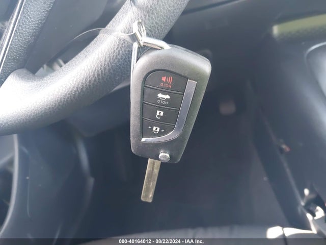 Toyota COROLLA LE 2022 JTDEPMAEXN3021642 Image 11