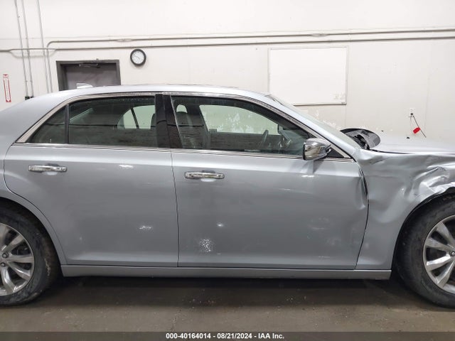 Chrysler 300 2017 2C3CCAKG2HH648262 Image 26
