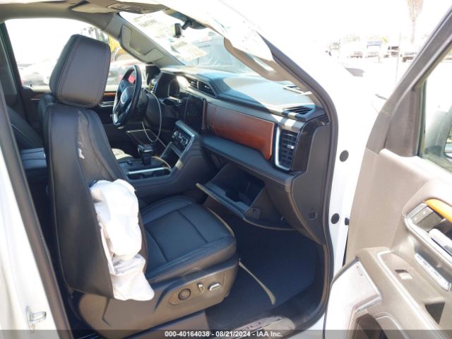1GTUUGEL2NZ541023 GMC Sierra 1500 4wd  Short Box Denali