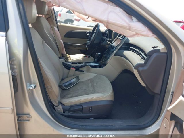 1G11D5SLXFF338811 Chevrolet MALIBU 2LT